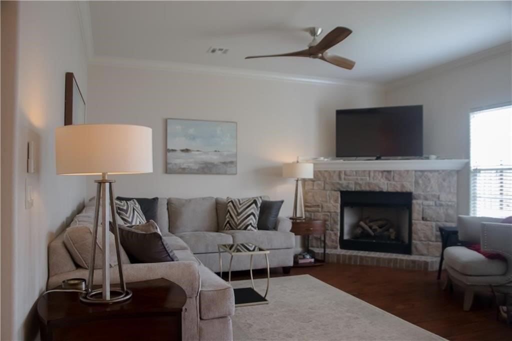 608 Sw 5th St - Photo 3 of 19