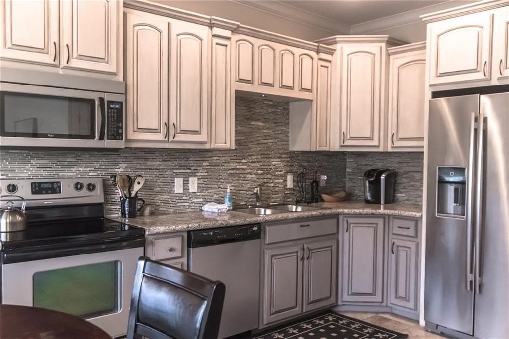 608 Sw 5th St - Photo 5 of 19