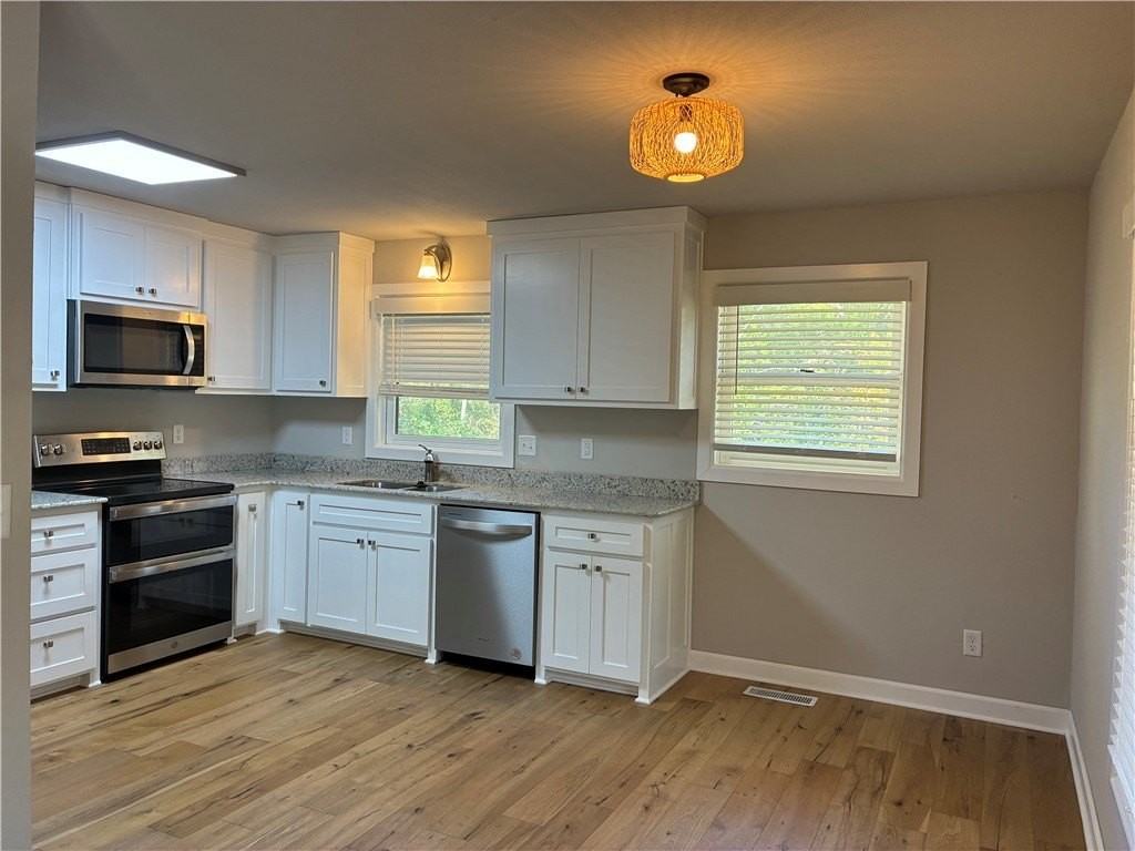 1 Quantock Hills Dr - Photo 7 of 23
