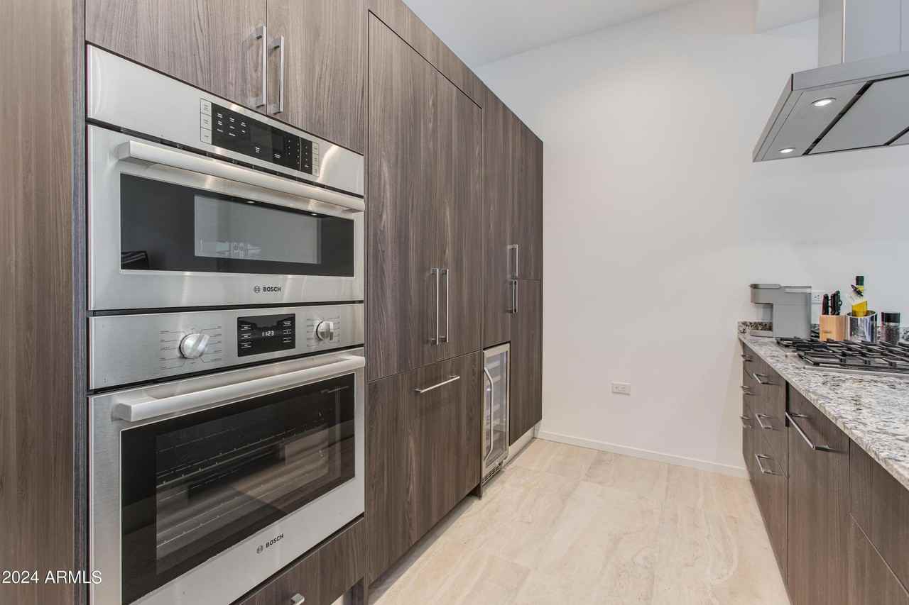 7180 E Kierland Blvd #1002 - Photo 5 of 34