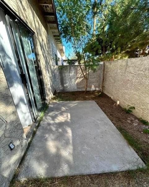 5115 N 22nd Ave #3 - Photo 3 of 30