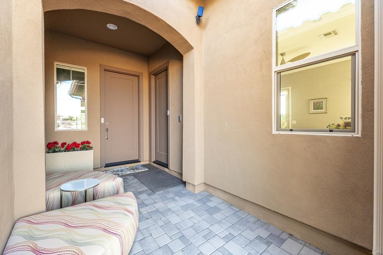 7611 E Camino Vivaz - Photo 4 of 48