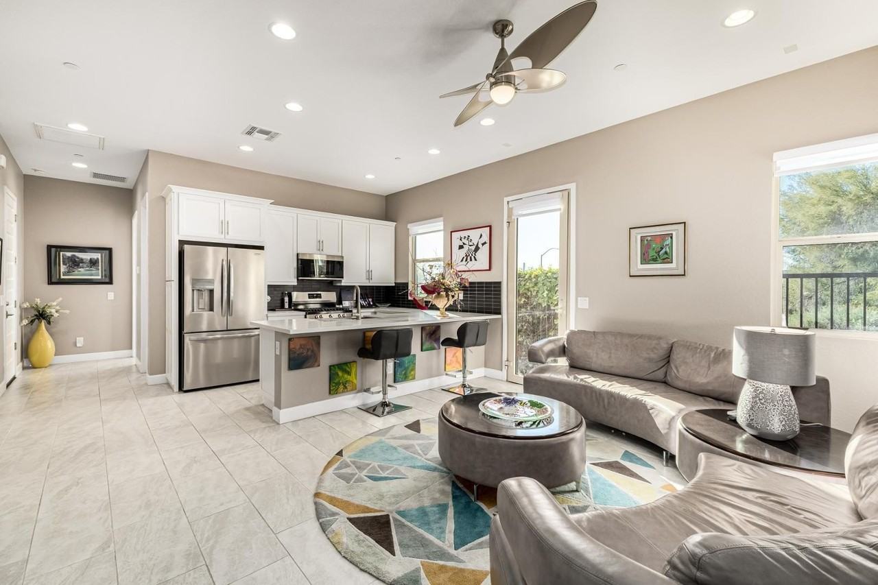 7611 E Camino Vivaz - Photo 5 of 19