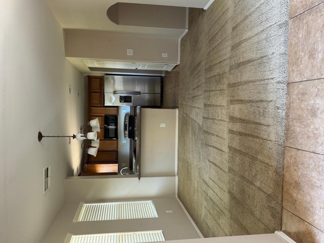 1776 S Seton Ave - Photo 4 of 13