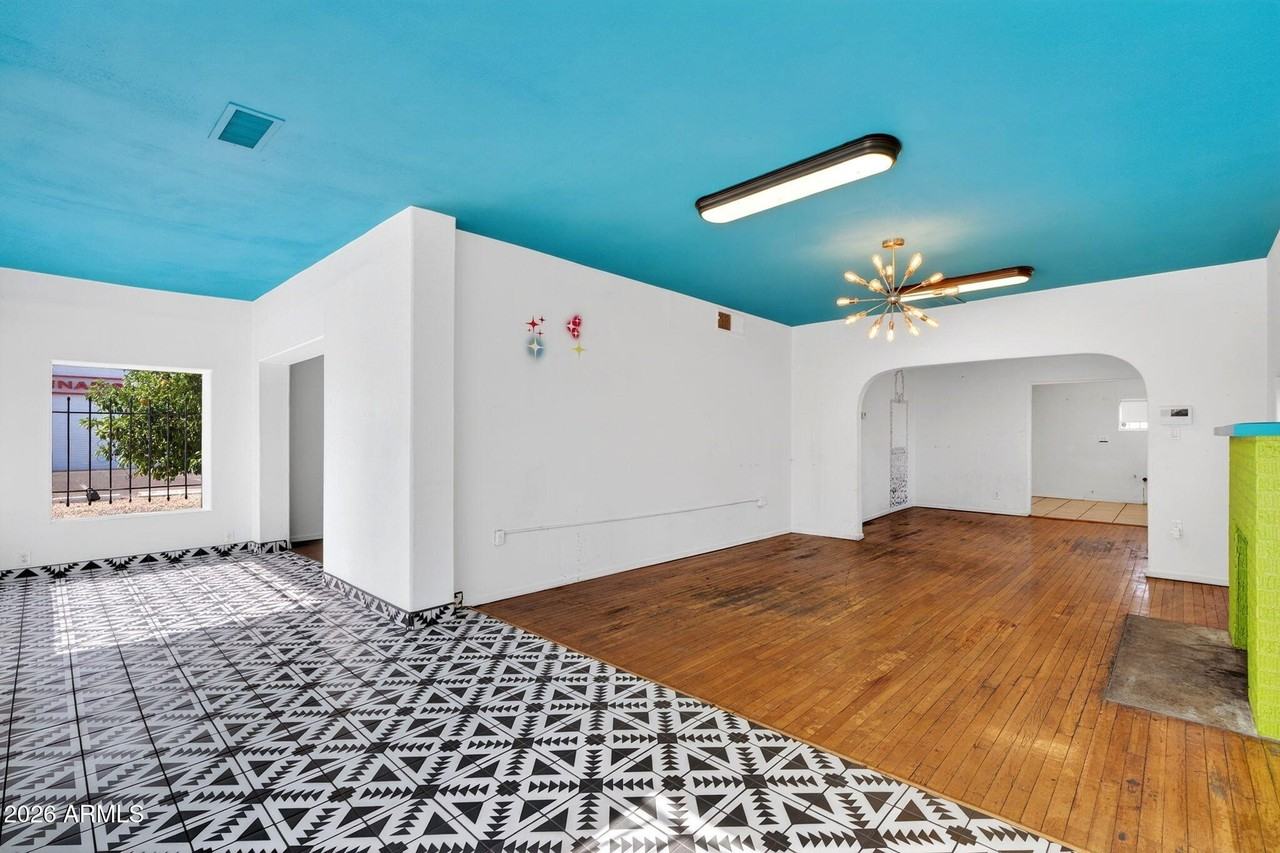 3838 N 7th St - Photo 3 of 30