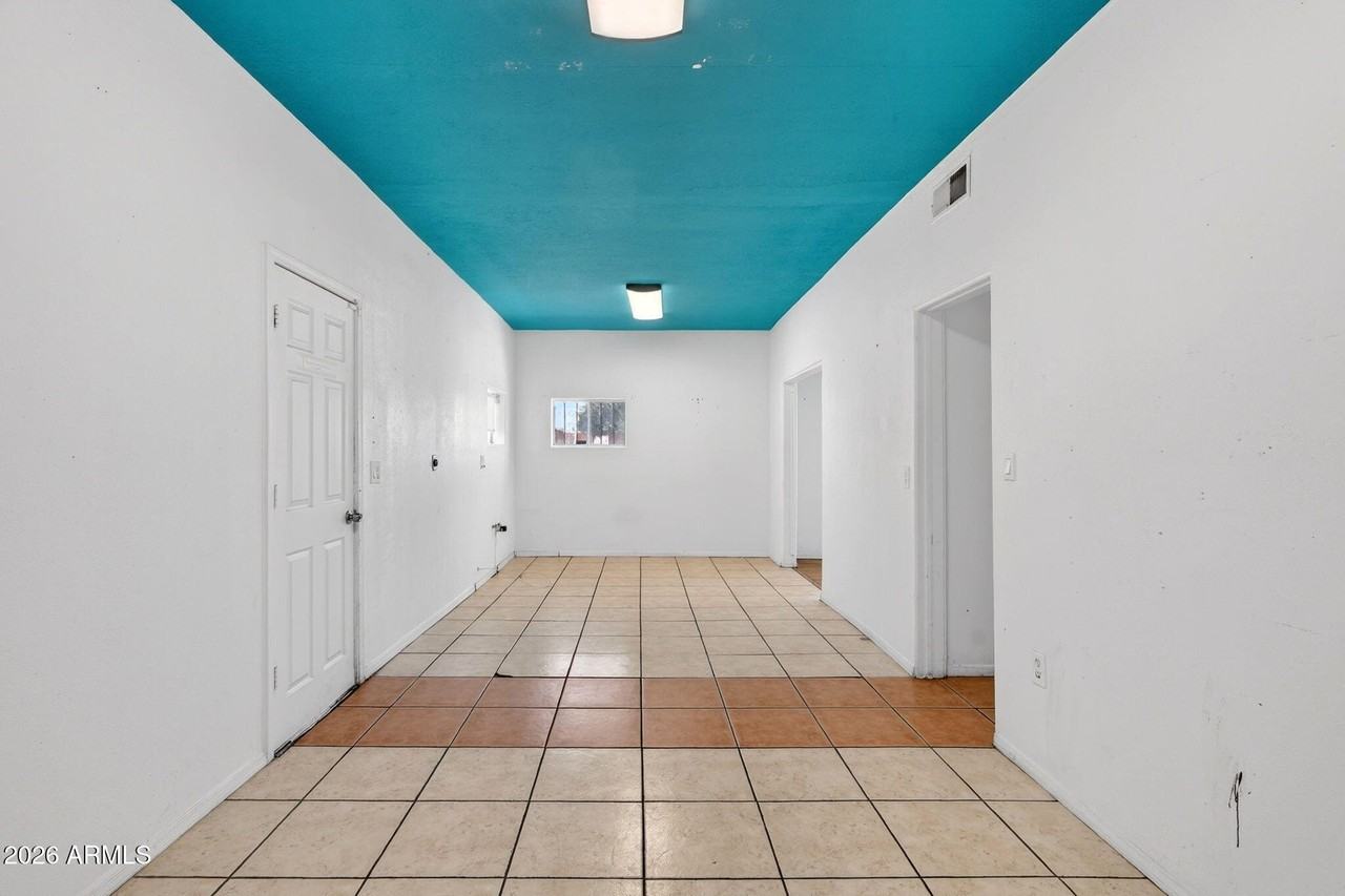 3838 N 7th St - Photo 7 of 30