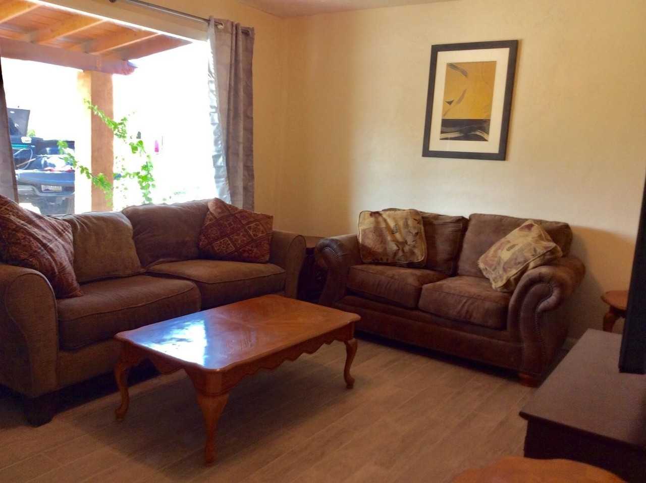 2011 N Van Ness Ave - Photo 2 of 29