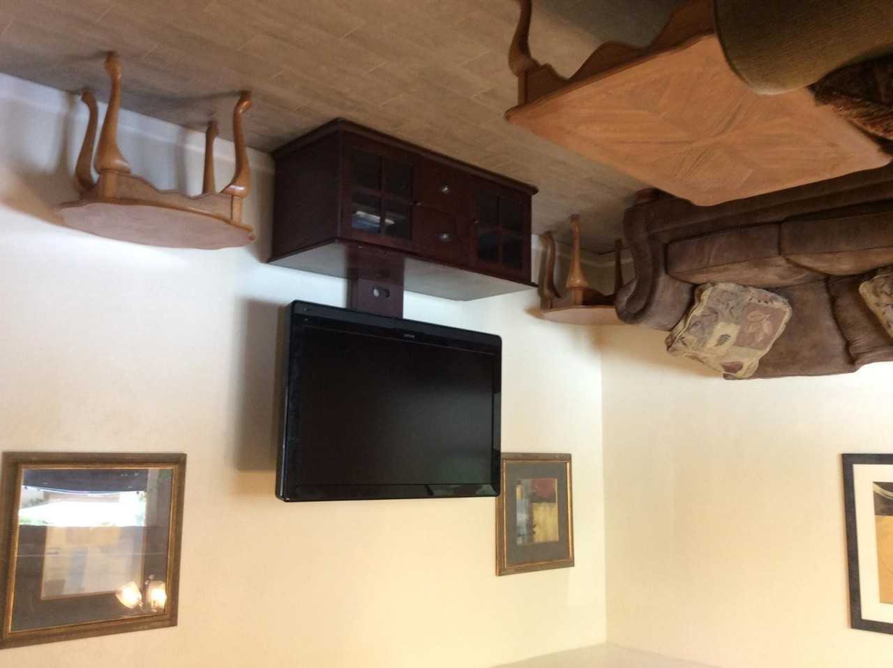 2011 N Van Ness Ave - Photo 5 of 29