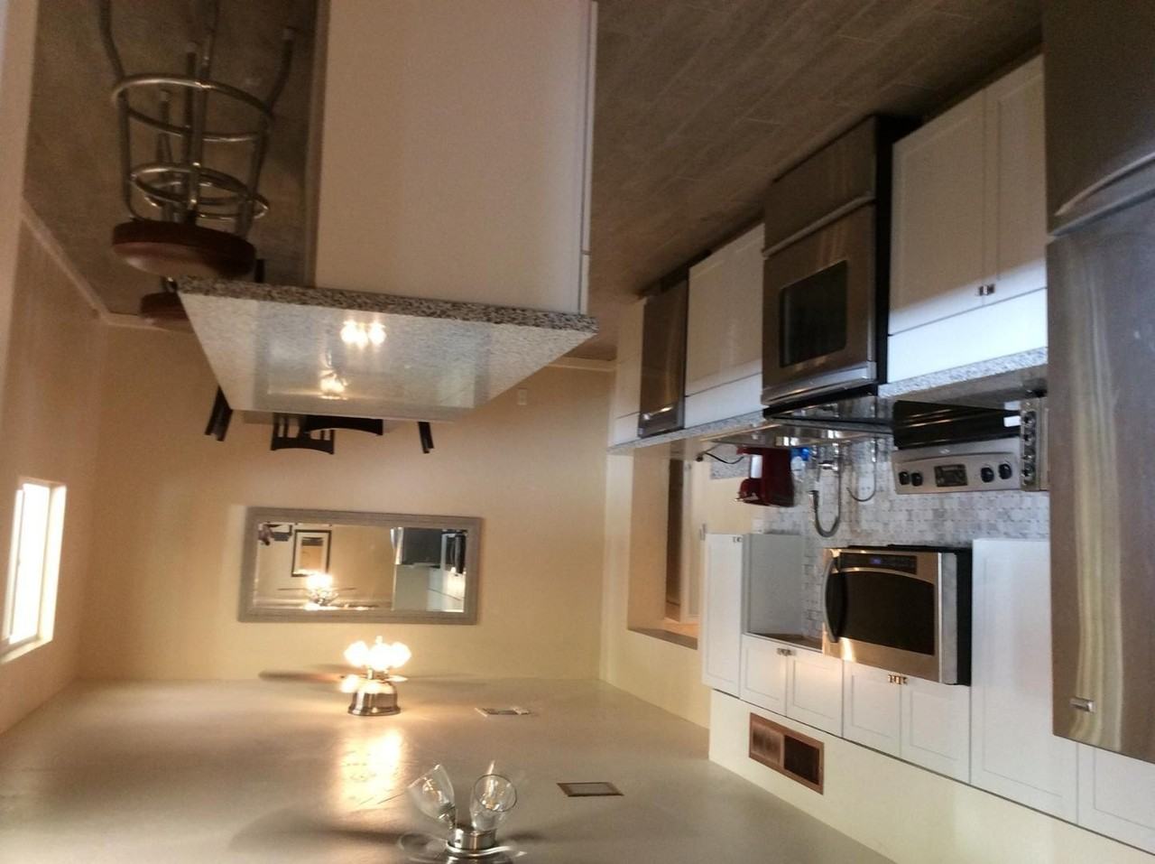 2011 N Van Ness Ave - Photo 6 of 29