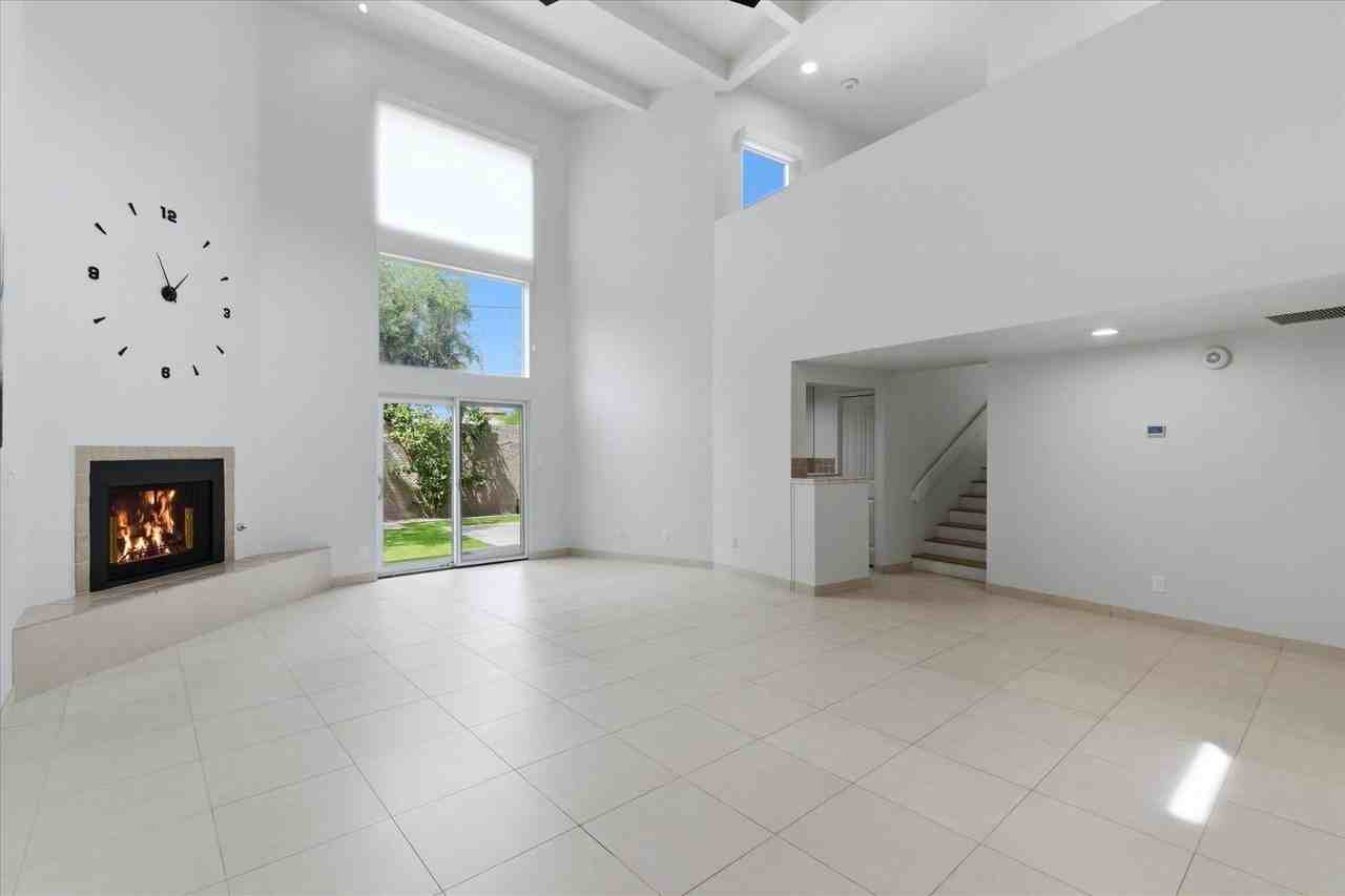 7209 E Mcdonald Dr #11 - Photo 5 of 31