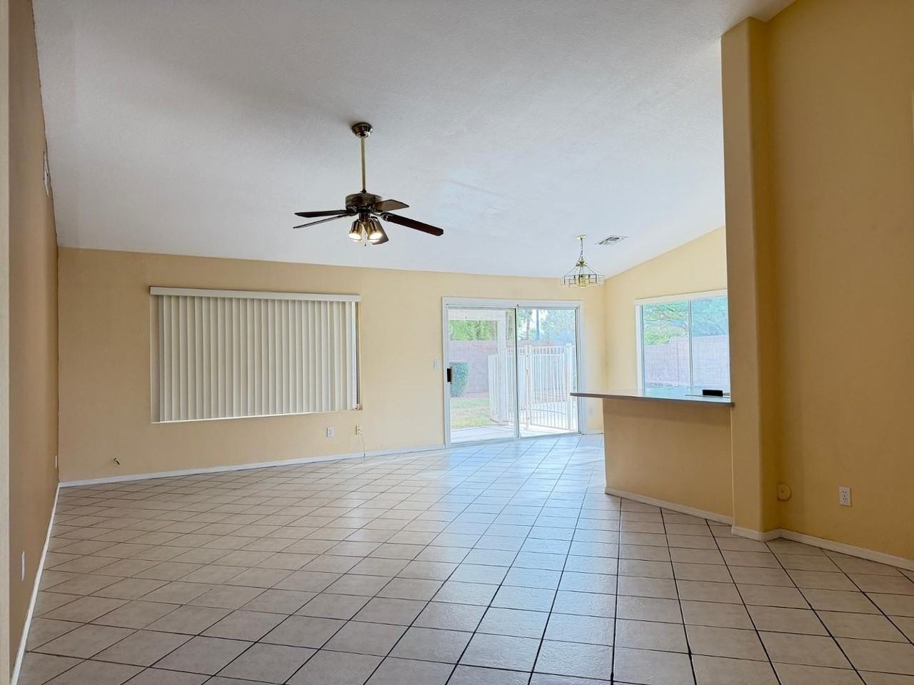 7283 W Tina Ln - Photo 3 of 28