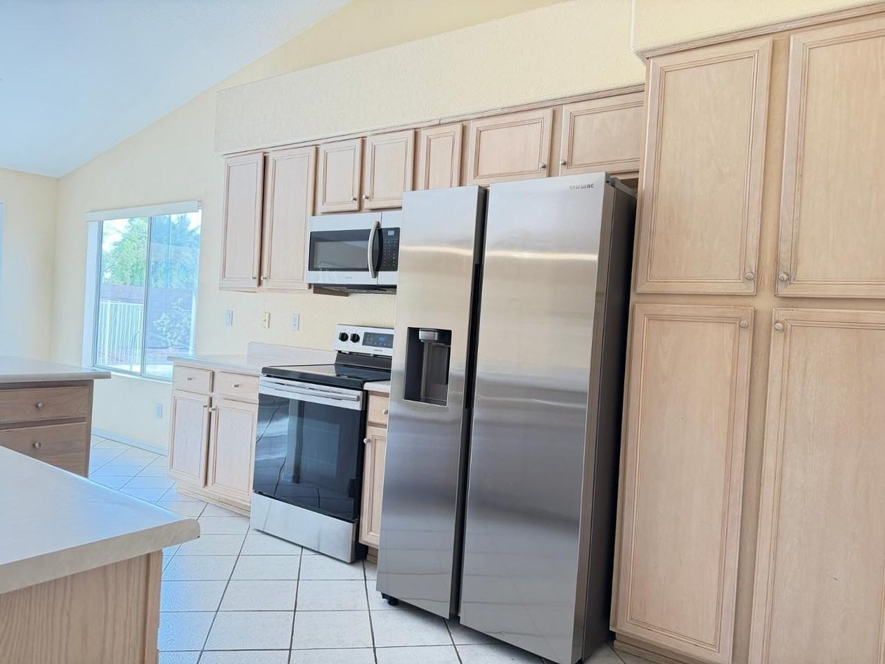 7283 W Tina Ln - Photo 7 of 28