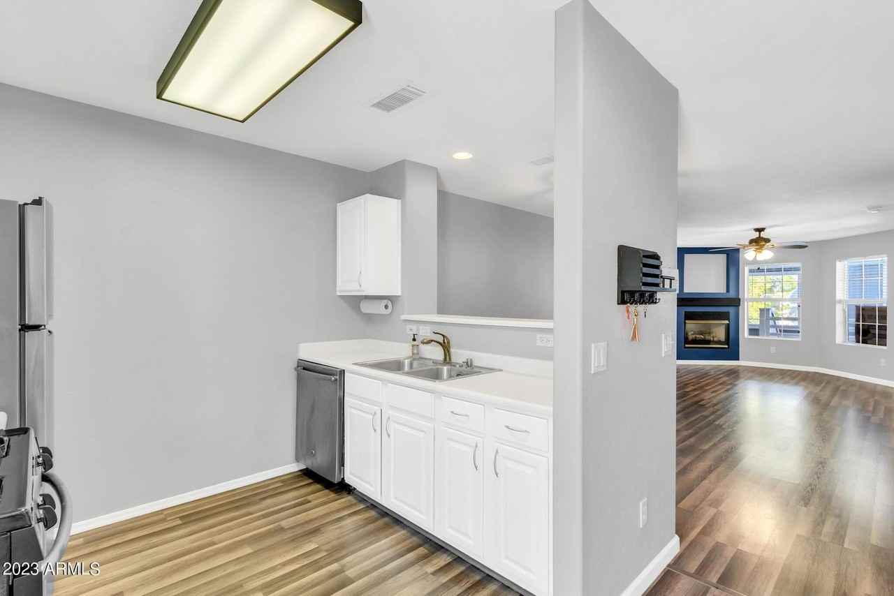 1505 N Center St #215 - Photo 6 of 17