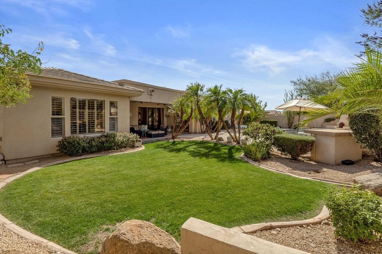 12120 E Mescal St - Photo 7 of 50