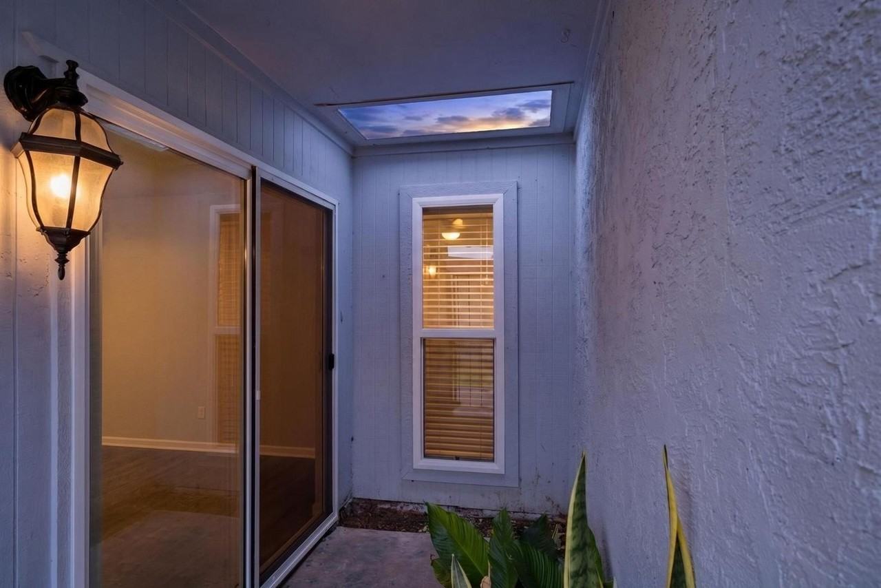 6816 N 35th Ave #F - Photo 5 of 28