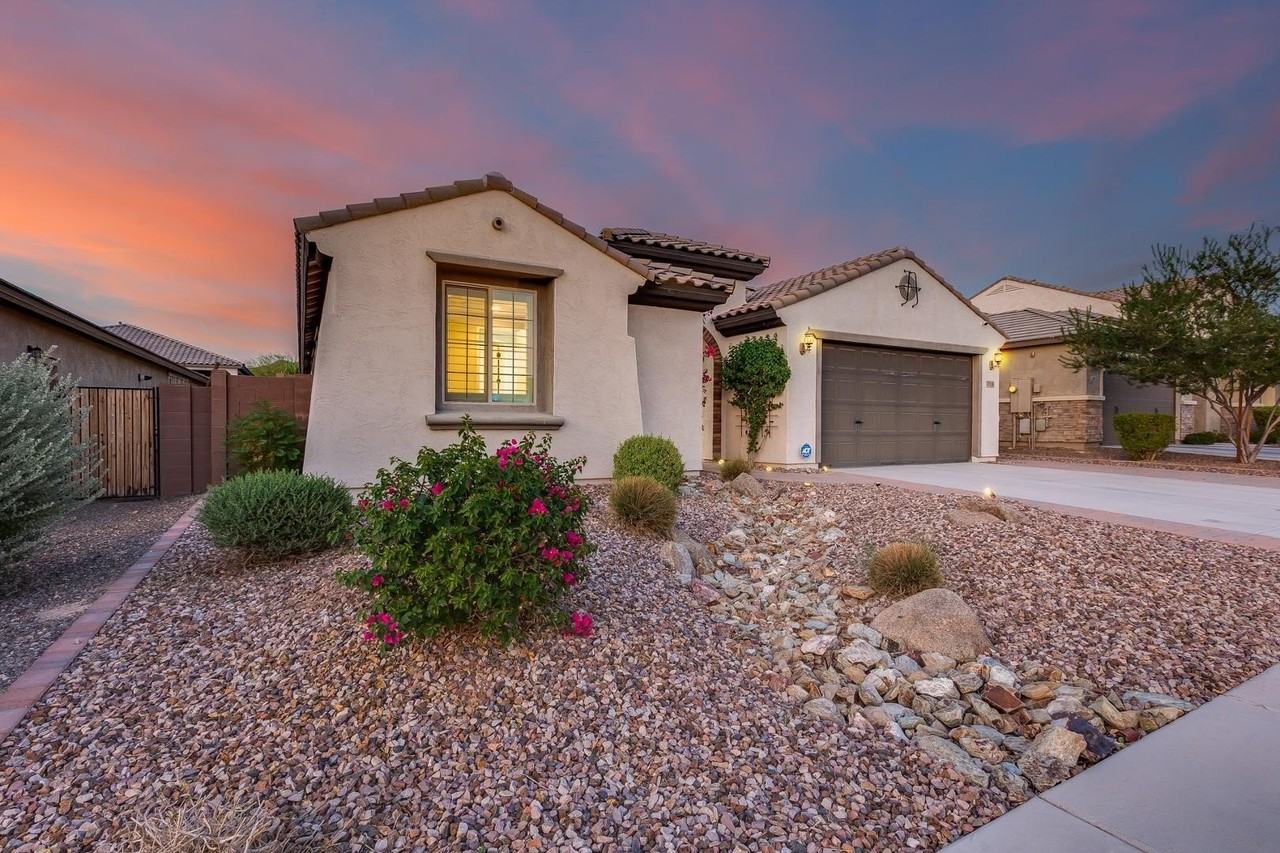 7308 W Tombstone Trl - Photo 2 of 48