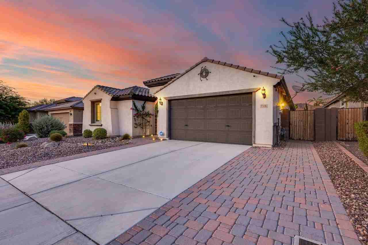 7308 W Tombstone Trl - Photo 4 of 48