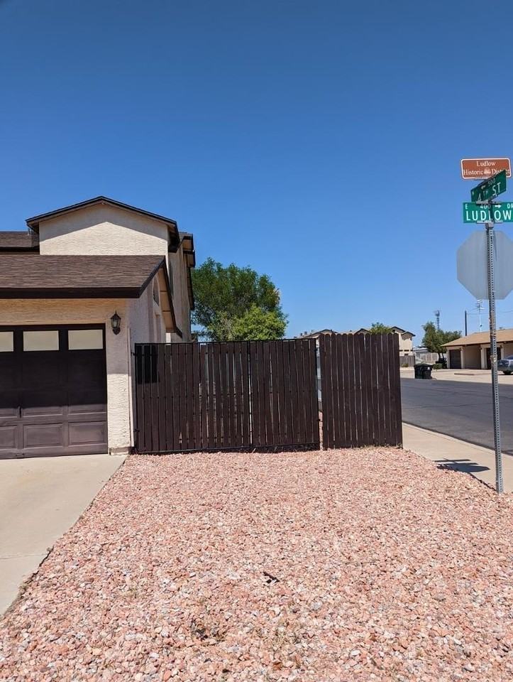 306 E Ludlow Dr #B - Photo 2 of 26