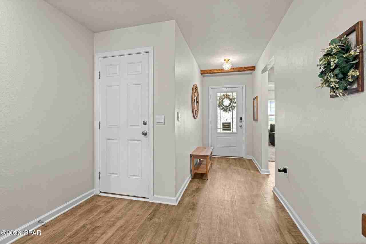 4801 Conner Ln - Photo 5 of 36