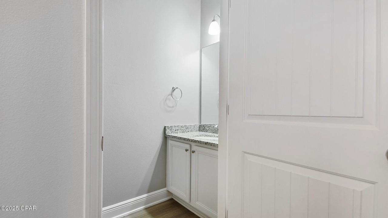 7592 Shadow Lake Dr - Photo 6 of 39