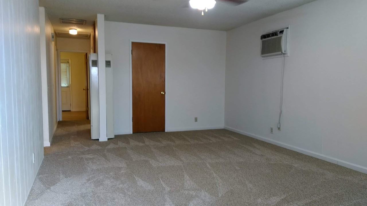 189 N Marguerite Ave #1 - Photo 2 of 9