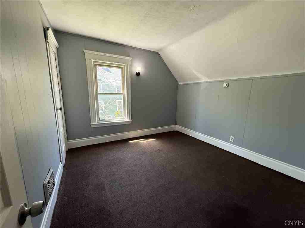 154 Seeley Ave - Photo 7 of 14