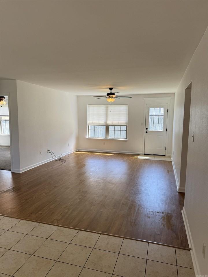 3013 Wildwood Dr - Photo 4 of 18