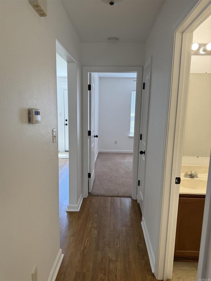 3013 Wildwood Dr - Photo 7 of 18