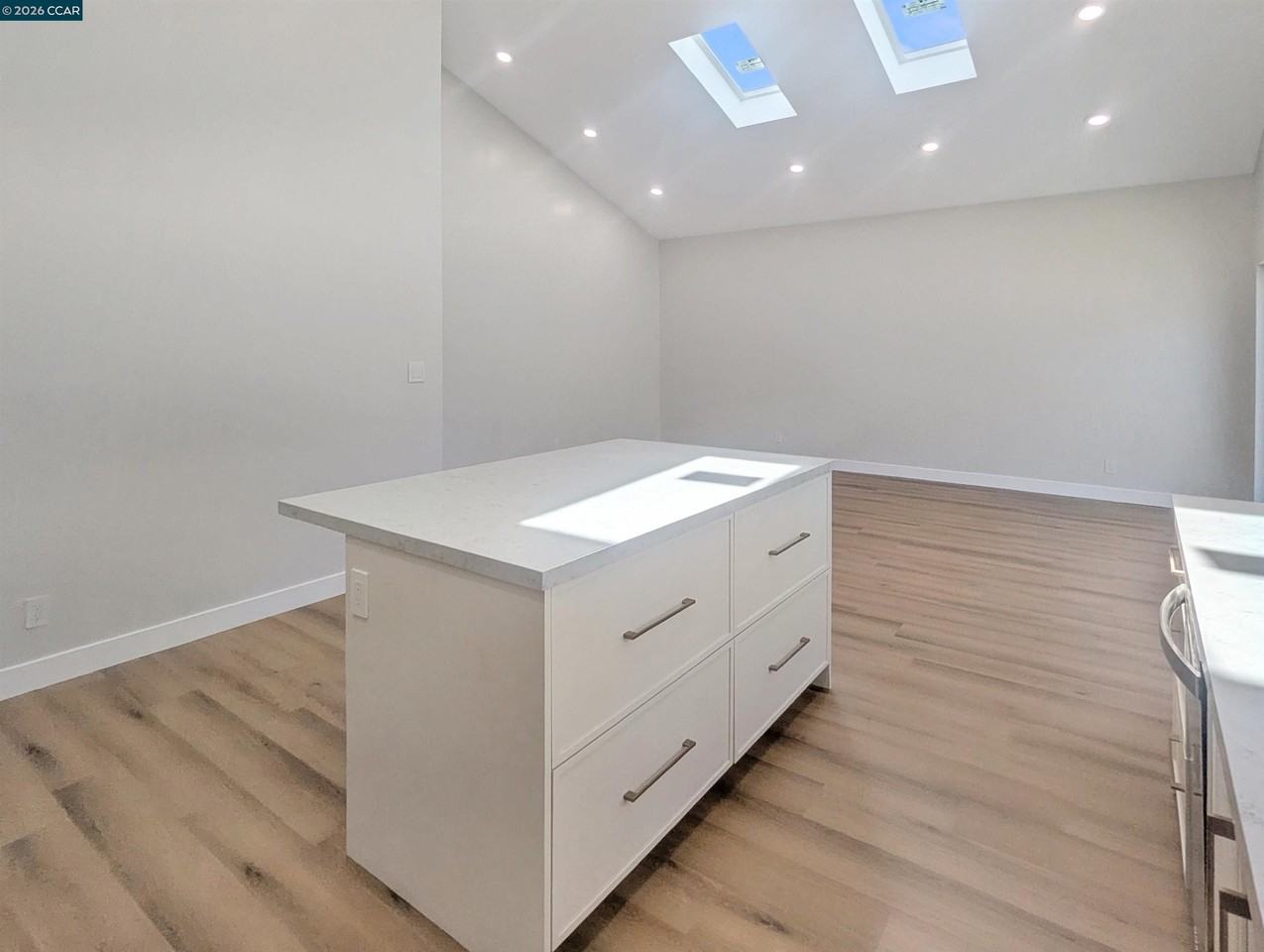 1892A Sunnyvale Ave - Photo 6 of 21