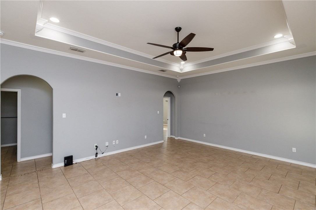 8314 Excalibur Rd - Photo 4 of 26