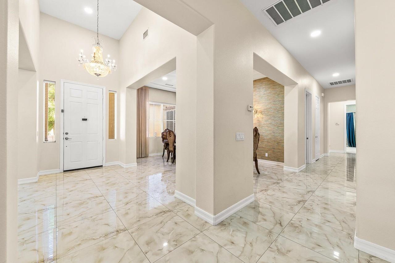 46211 Roadrunner Ln - Photo 6 of 35
