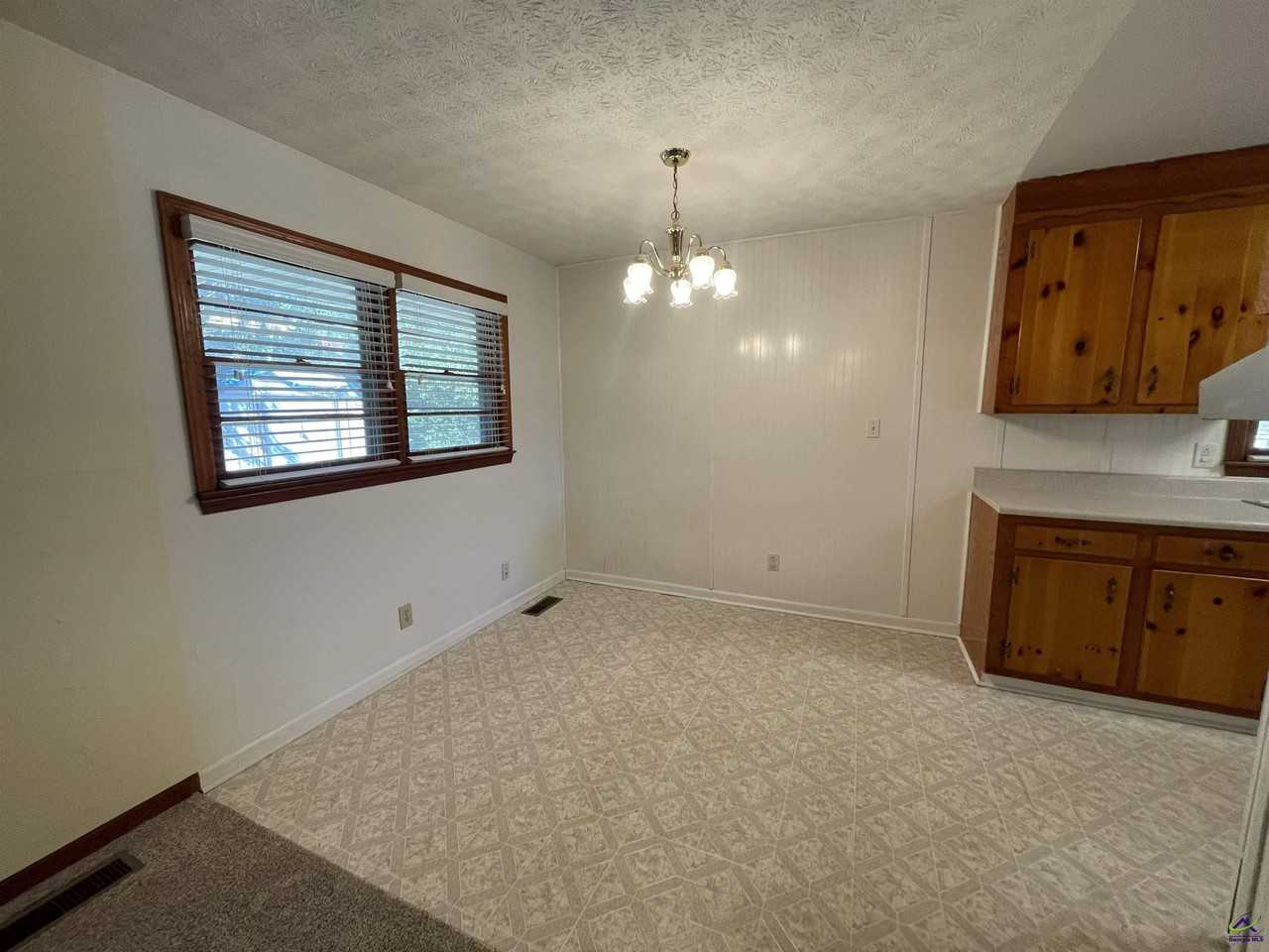 125 Briarcliff Rd - Photo 4 of 17