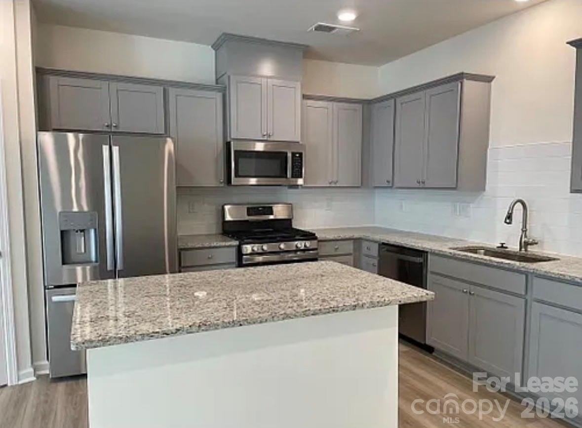 7157 Bentz St - Photo 5 of 19