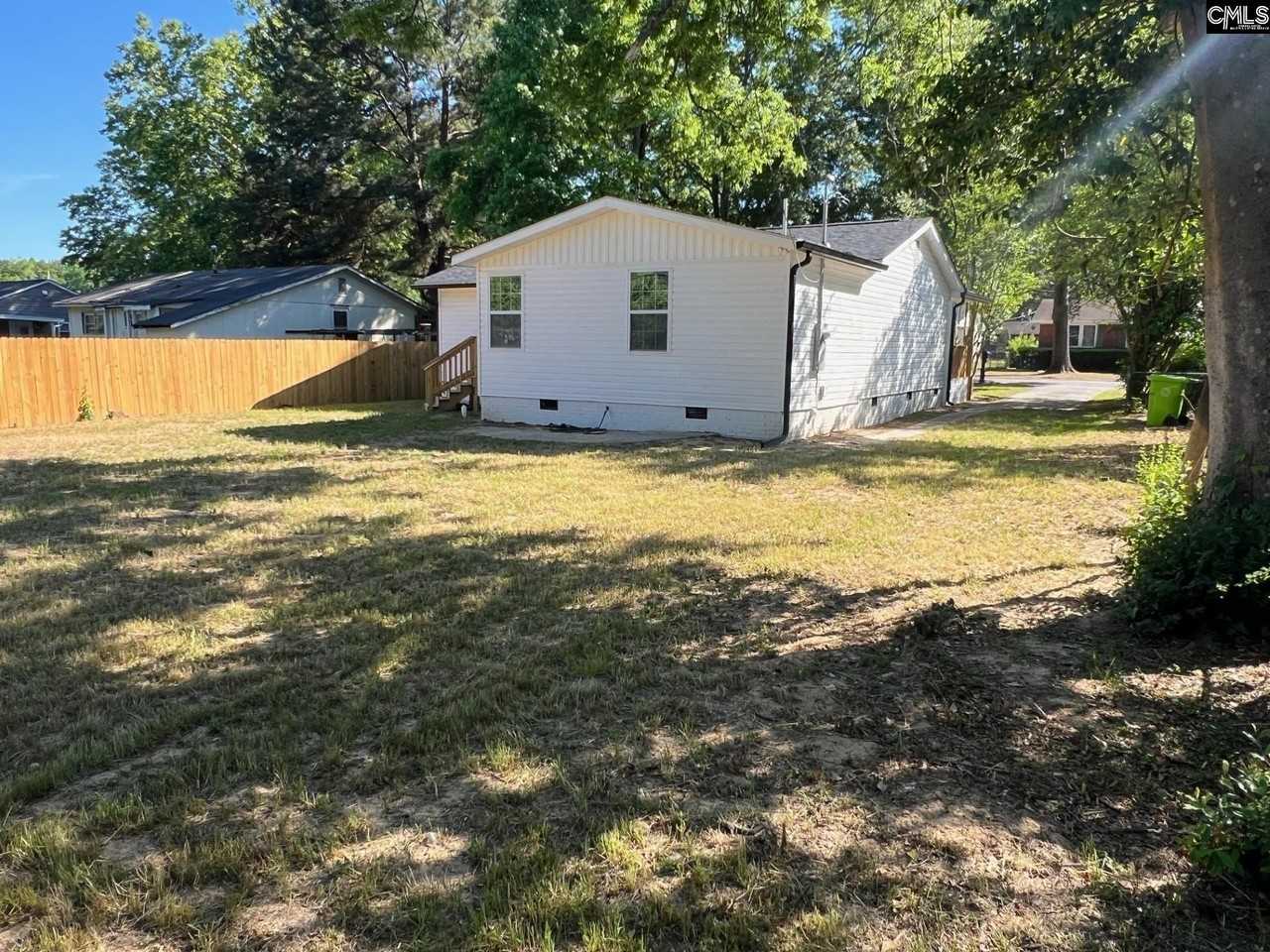 4608 Sheraton Rd - Photo 2 of 10