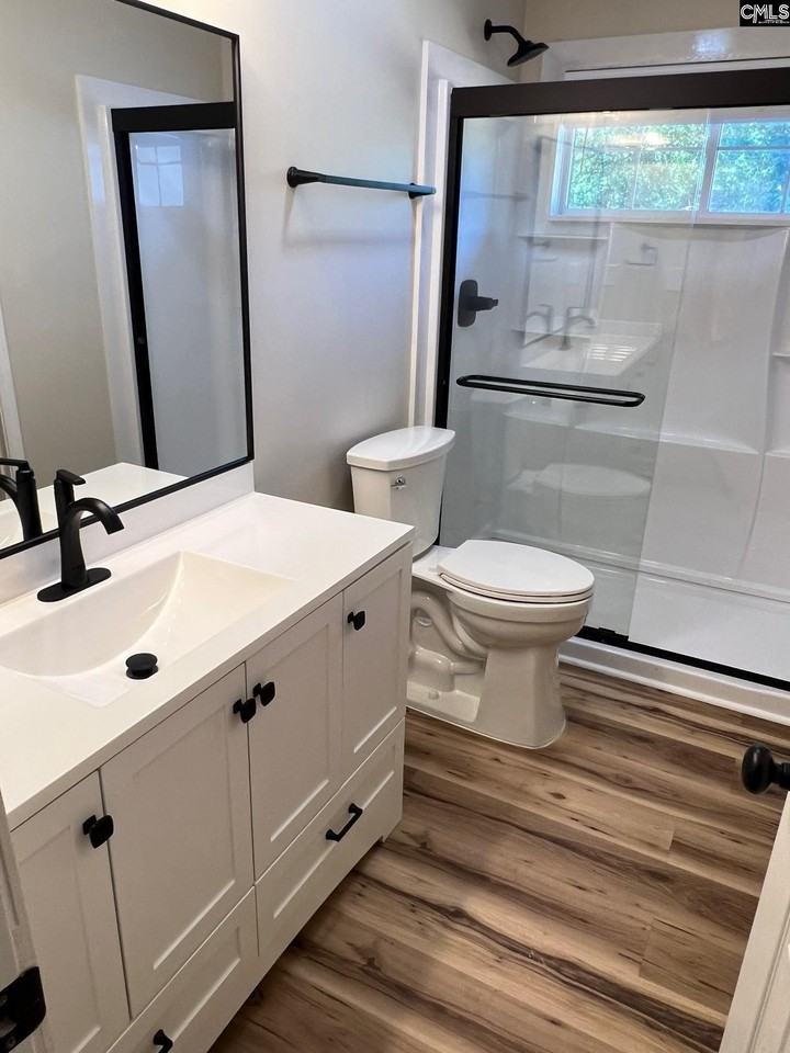 4608 Sheraton Rd - Photo 6 of 10