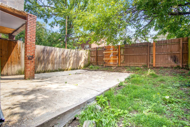 349 Parkland Pl Se #A - Photo 3 of 17
