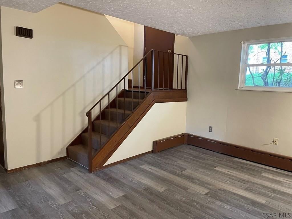 2855 R Apt D Bedford Street - Photo 4 of 16