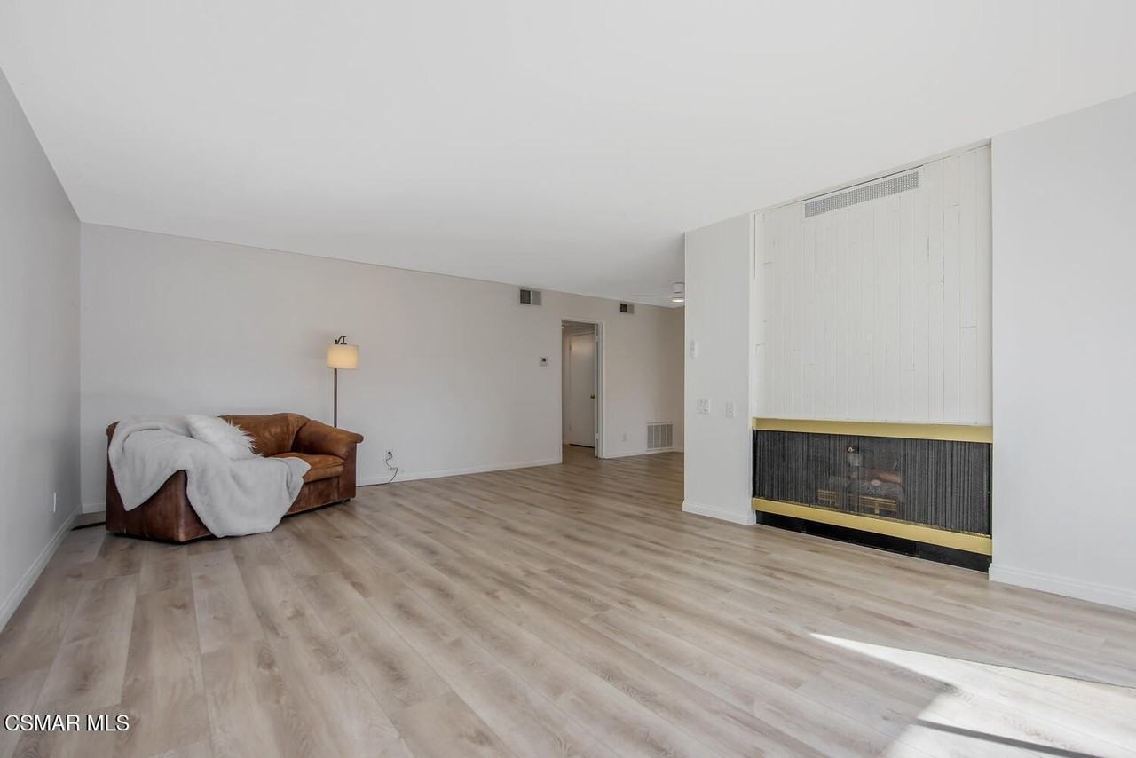 31555 Lindero Canyon Rd #2 - Photo 4 of 20