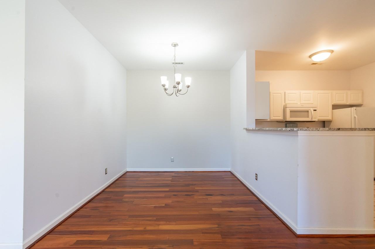 1600 Long Grove Dr #121 - Photo 3 of 16