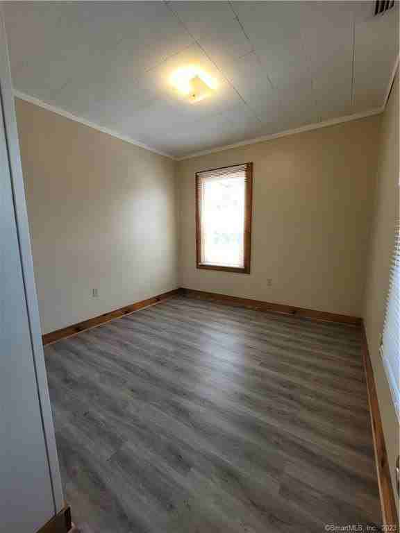 38 Bull Ave - Photo 6 of 11