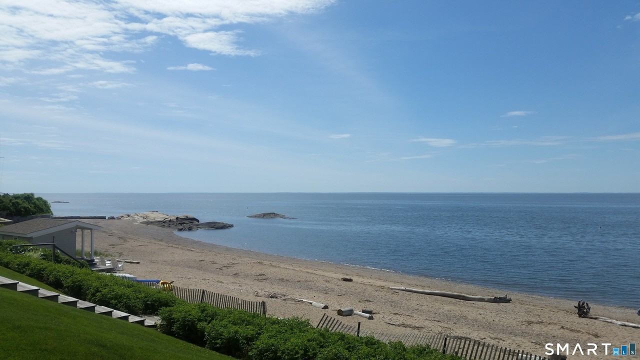 33 Hartford Ave - Photo 7 of 23