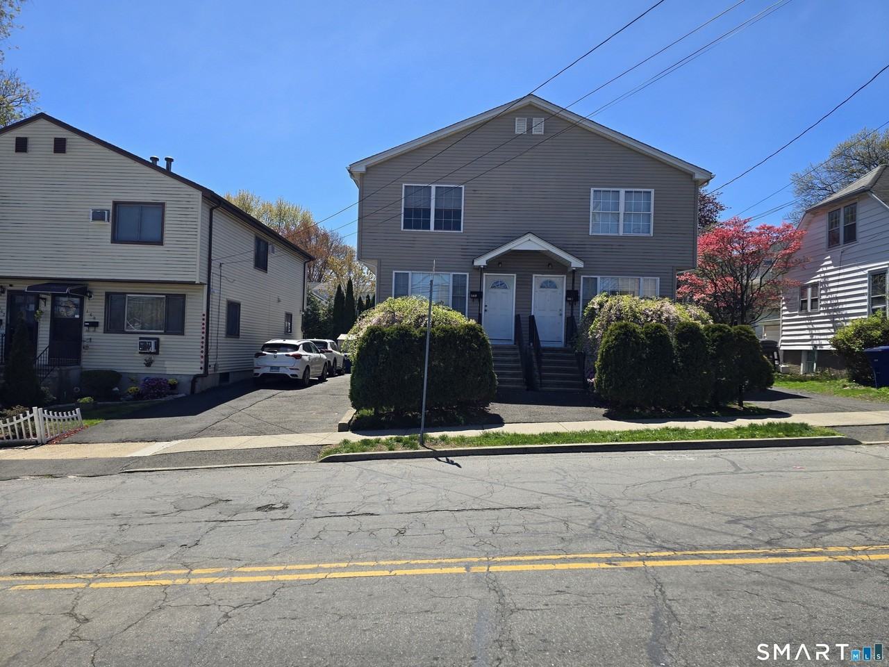 148 Granfield Ave - Photo 2 of 23