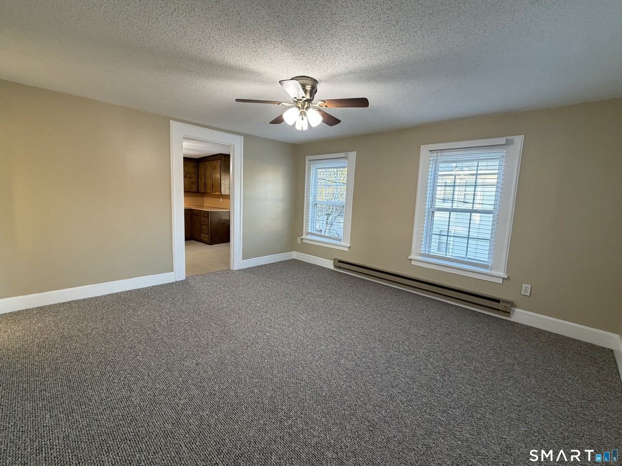 38 Twining St - Photo 5 of 18