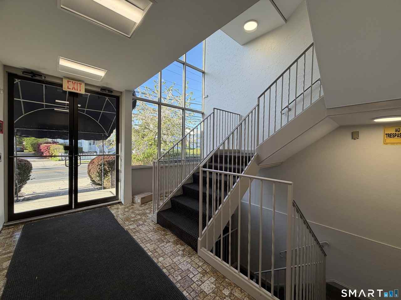 69 Cove Rd #B9 - Photo 2 of 17