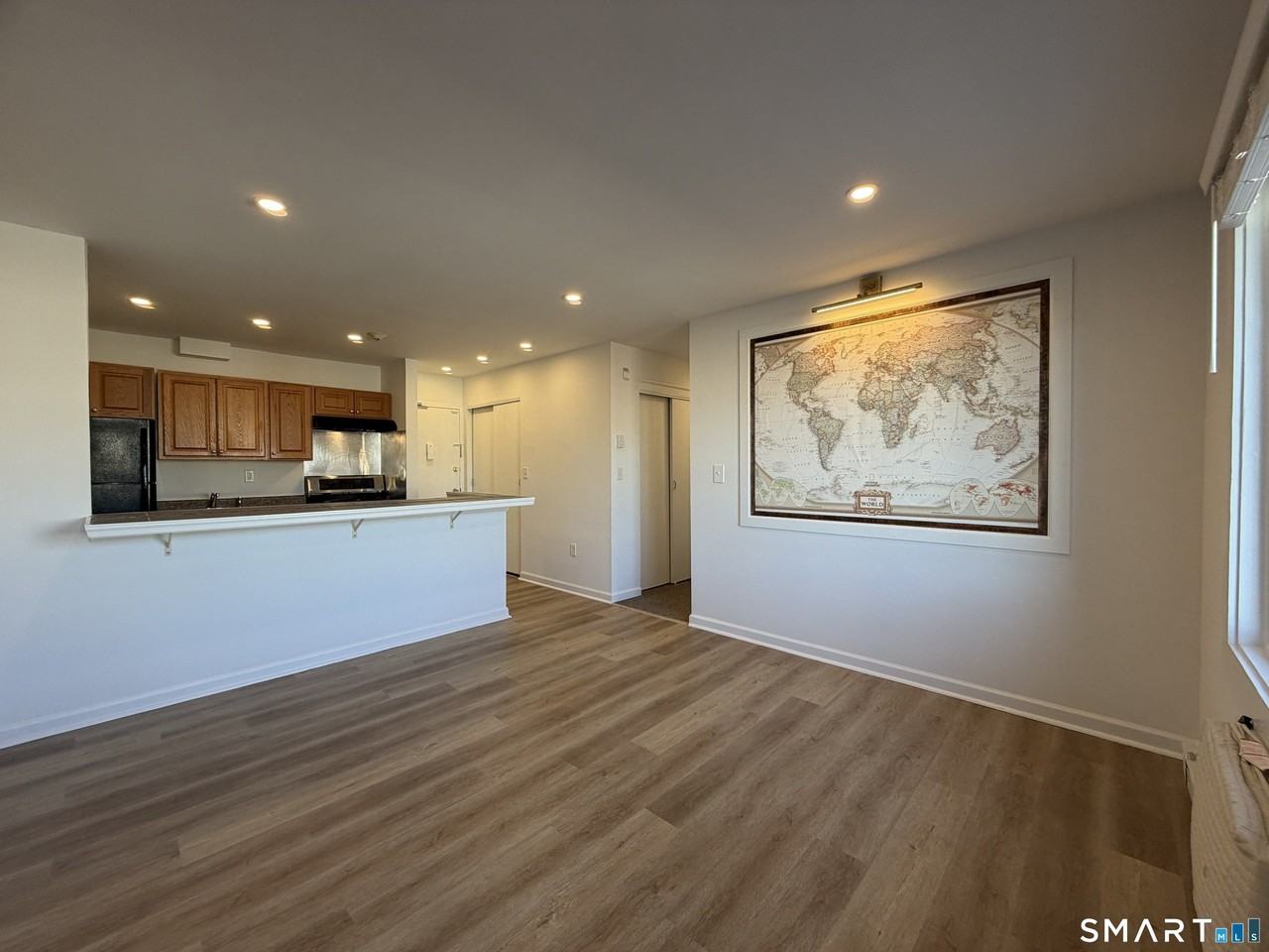 69 Cove Rd #B9 - Photo 4 of 17