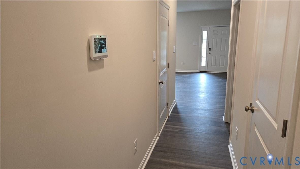 6013 Banyan Ln - Photo 4 of 25