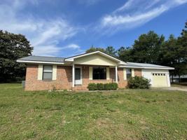 featured image of 688 Roberts Dr