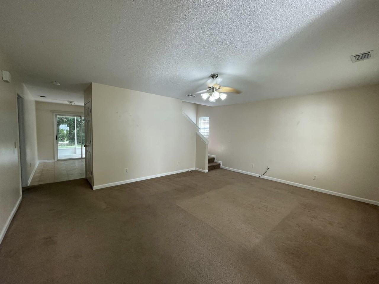233 Timber Wind Dr - Photo 3 of 14