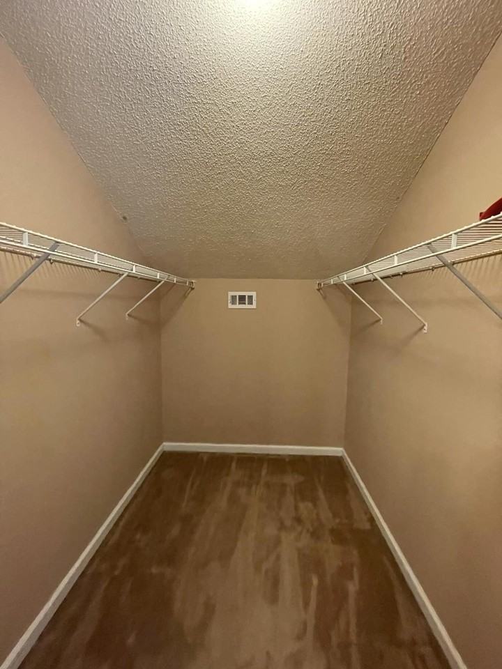 233 Timber Wind Dr - Photo 6 of 14