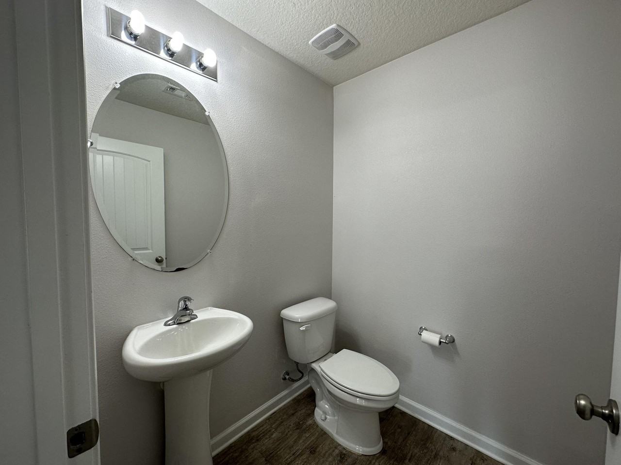 4920 Kensington Ln - Photo 7 of 24